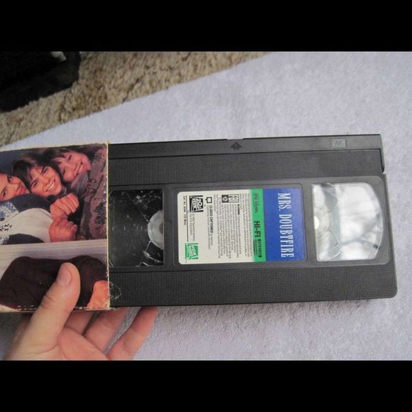 Patch Adams Bicentennial Man Jumanji Mrs. Doubtfire VHS Cassette Tape Bundle $4 - Picture 11 of 11